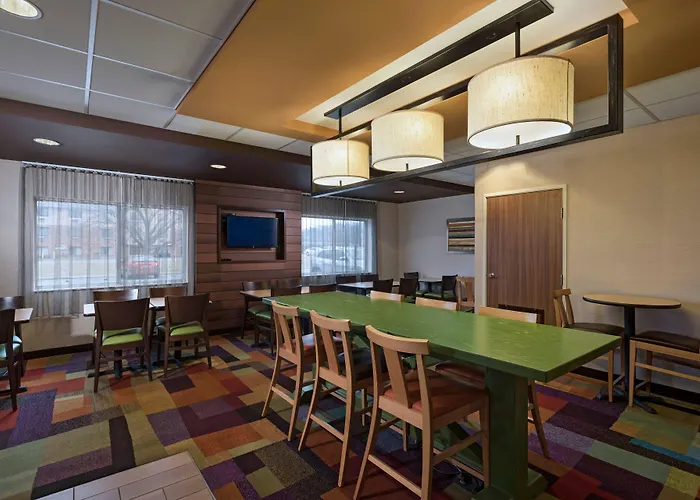 Hotel Fairfield Saint Louis 3*